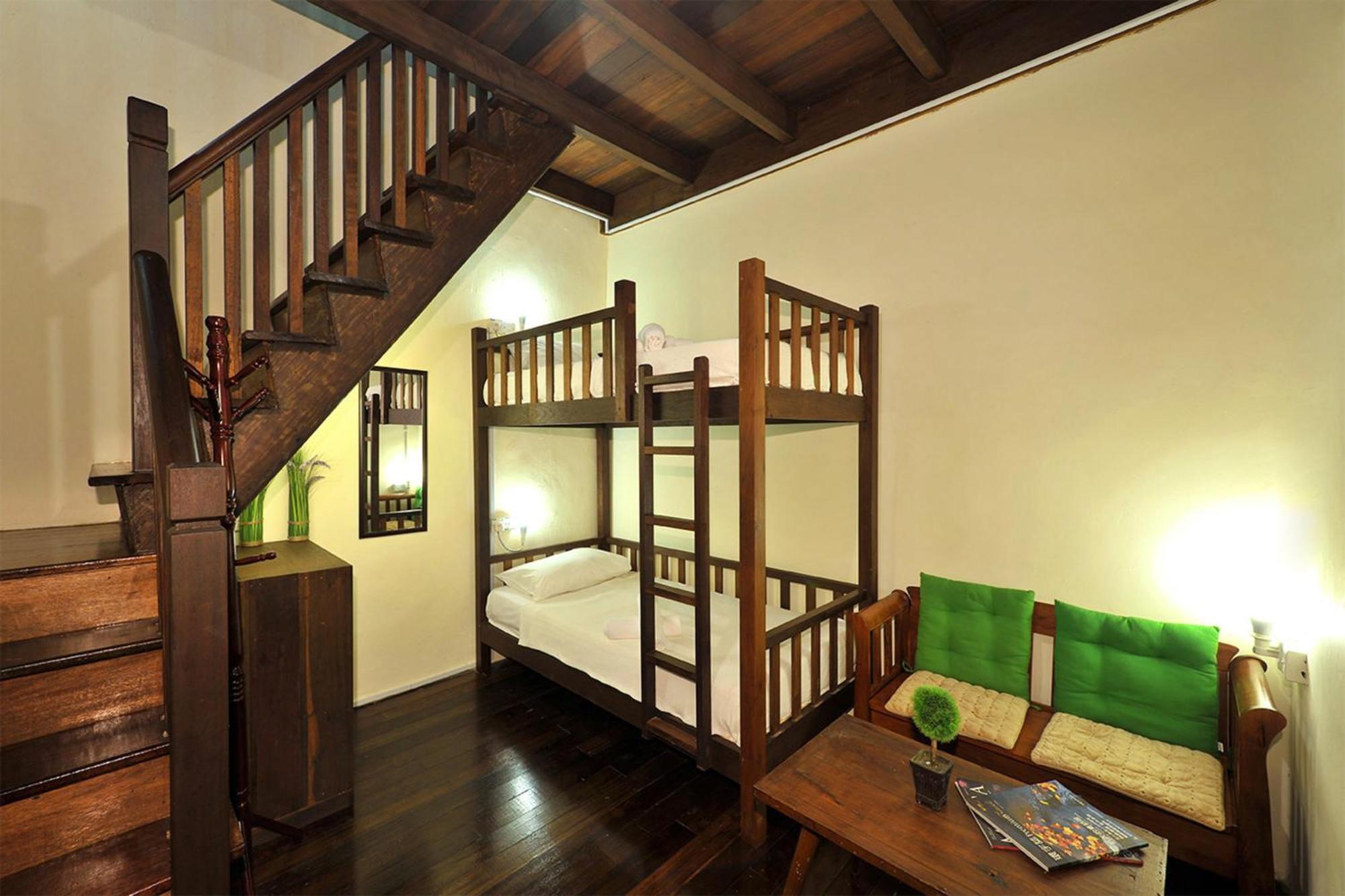 Silver Shine Guesthouse George Town Room photo