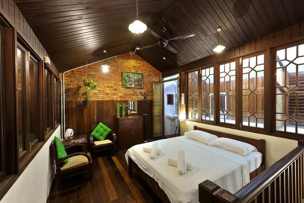 Silver Shine Guesthouse George Town Exterior photo